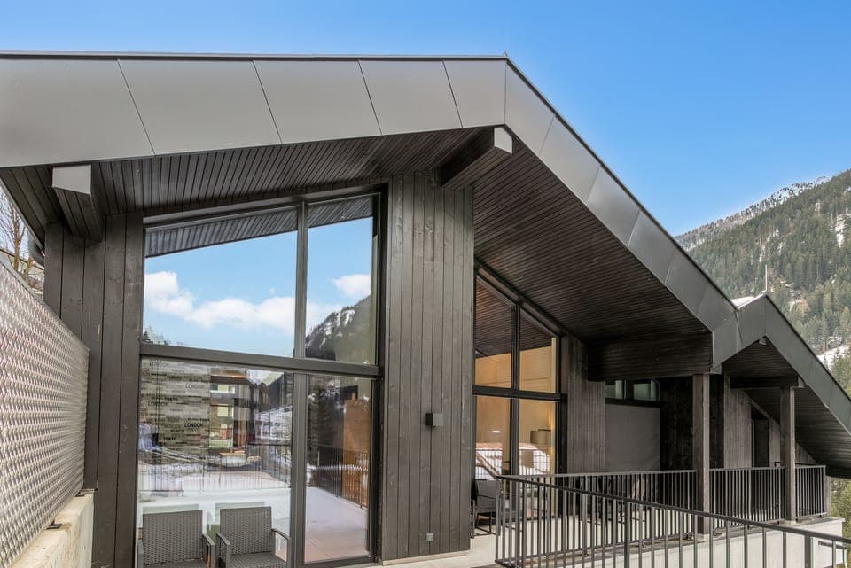 Holiday Home Exterior [winter]