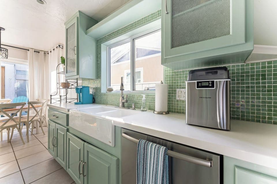 Dishwasher, Garbage Disposal, Ice Maker, Coffee Maker (traditional & K-Cup)