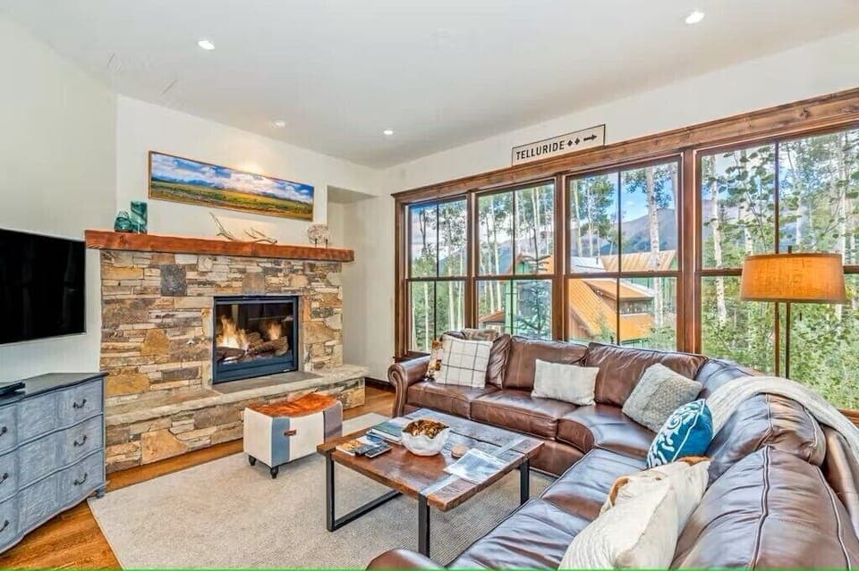Living Rm