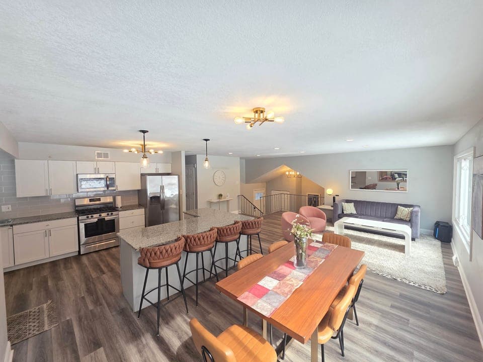 Dinning/Living/Kitchen