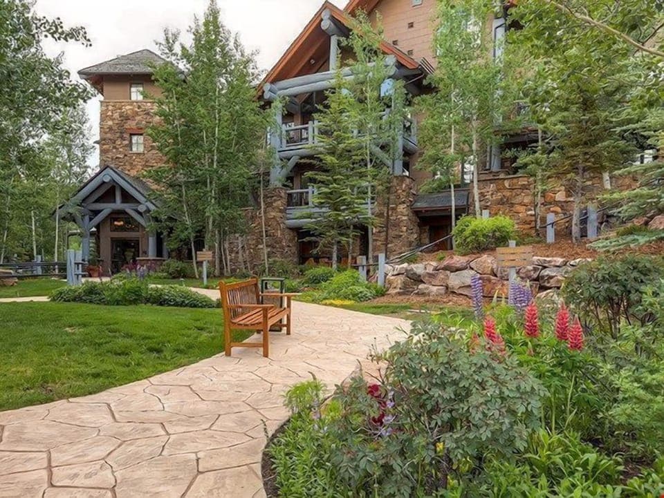 Set in lush green spaces, enjoy the beautiful natural surrounding area summer or winter