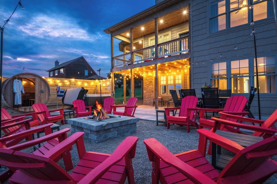 Reset your mind and soothe your muscles after a day of hiking or skiing in the brand new red cedar barrel sauna or the large jetted hot tub!