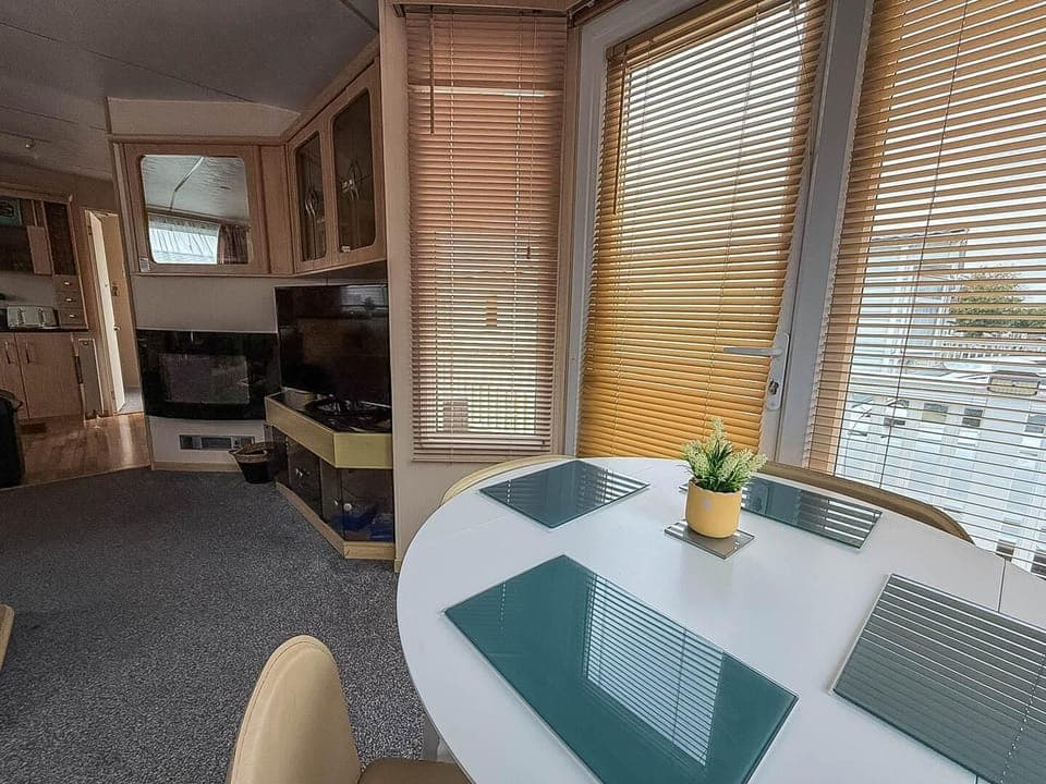 From strolling along Skegness Pier to enjoying the many things to do in Skegness, Southview Holiday Park Skegness is the ideal destination for dog friendly UK breaks and family holidays 2026.