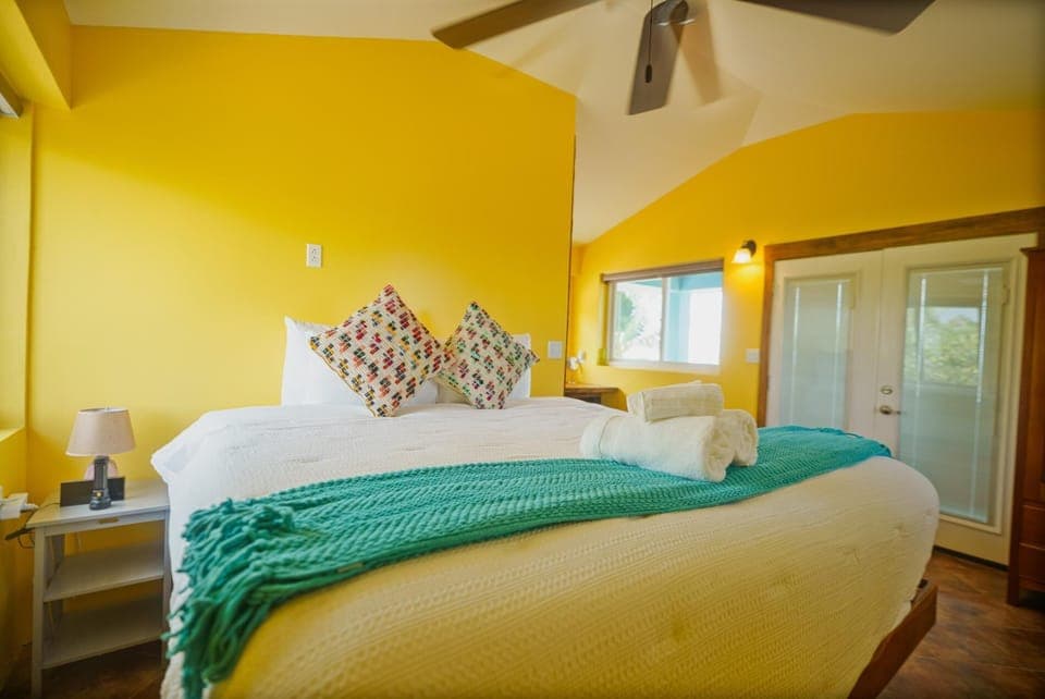 Toucan Dance Villa - 3BR Beachfront w/Pool & Ocean Views (4860)