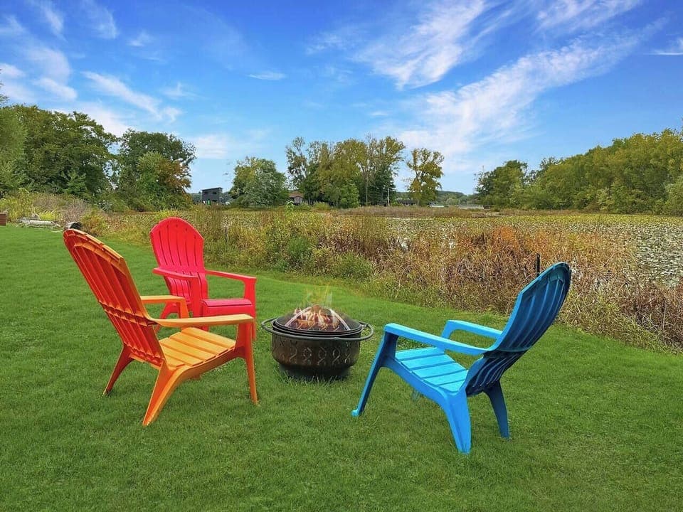 Firepit with Chairs