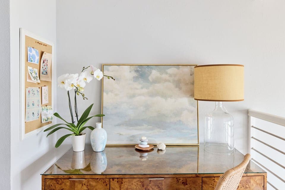 Desk area overlooking the water. Work monitor and printer can be found in the closet but we hope you don't have to work!