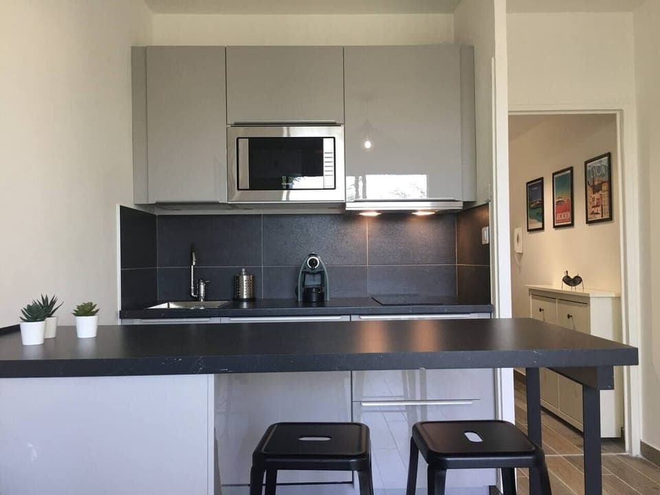 Bfa03ebd af04 440e 814e 0cbe783d9b4e