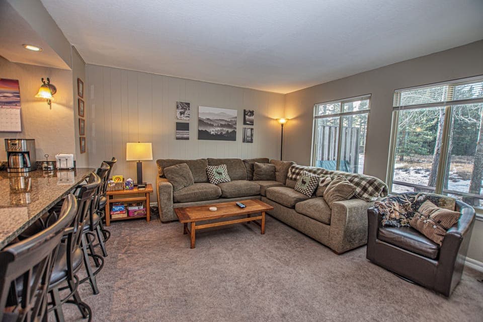 Lake Forest 117 - Living Area and Kitchen