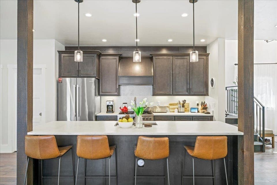 Gourmet Kitchen 