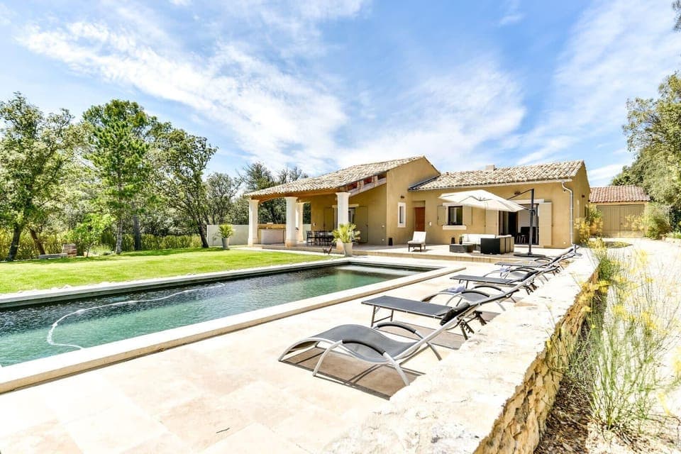 10x4 swimming pool with beach - Seasonal rental - Serenity Rentals