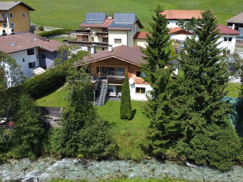 Building, House, Residential Area, Home, Roof, Cottage, Human Settlement, Estate, Garden, Village