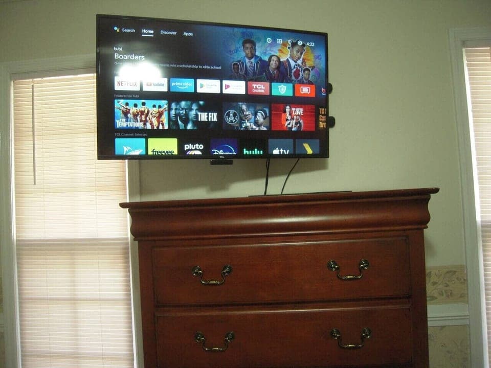 3rd bedroom TV