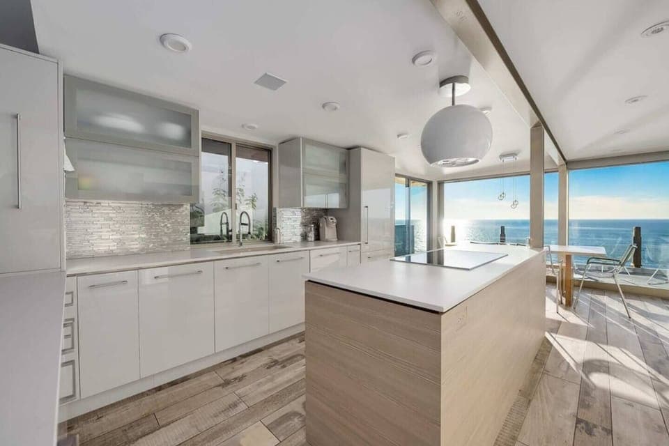 Enjoy a fully stocked kitchen