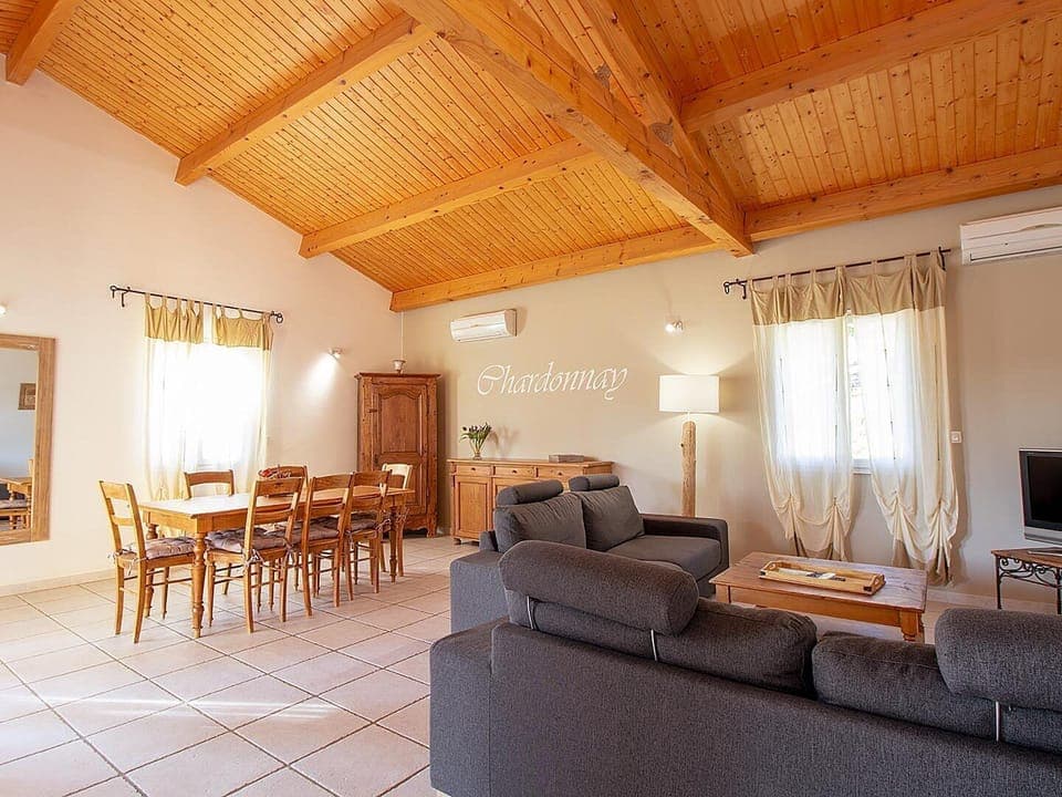 villa CHARDONNAY