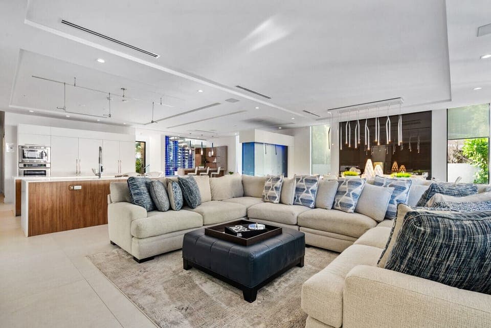 Open concept family room next to the kitchen