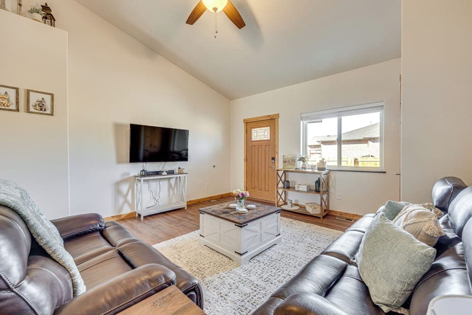Cañon City Vacation Rental | 2BR | 2BA | 1,400 Sq Ft | Step-Free Entry