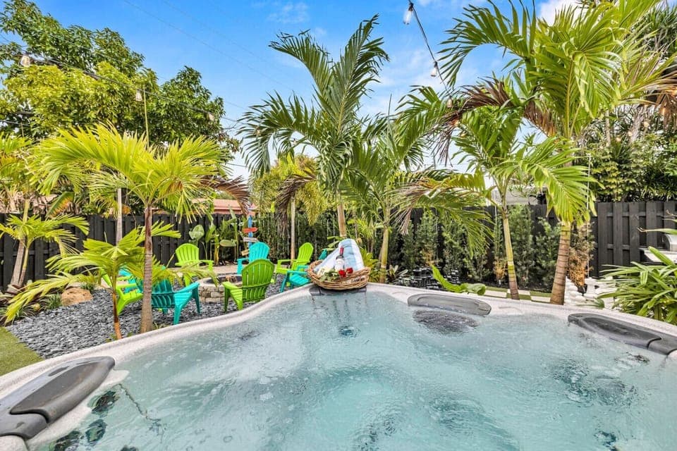 Outdoor spa tub
