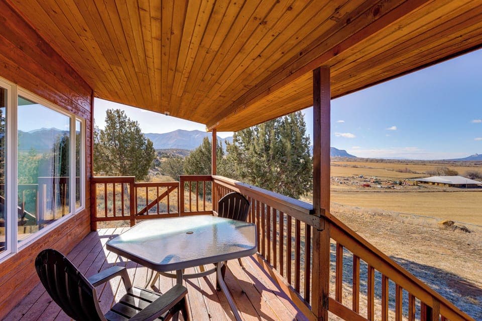 Cortez Vacation Rental | 2BR | 2BA | 1,700 Sq Ft | Stairs Required
