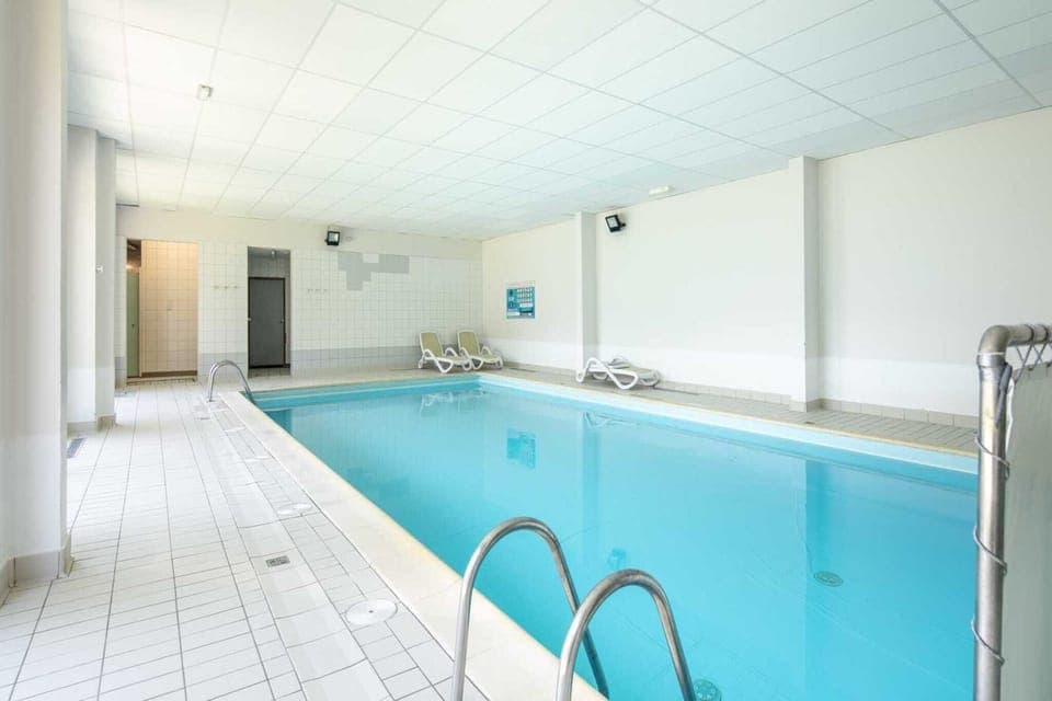 Holiday Home Swimming Pool