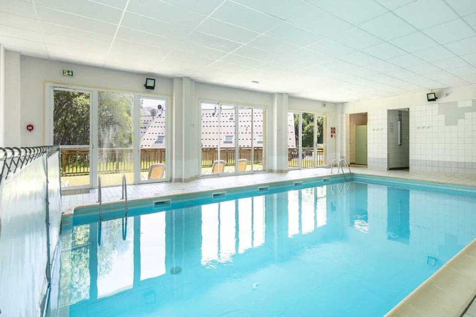 Holiday Home Swimming Pool