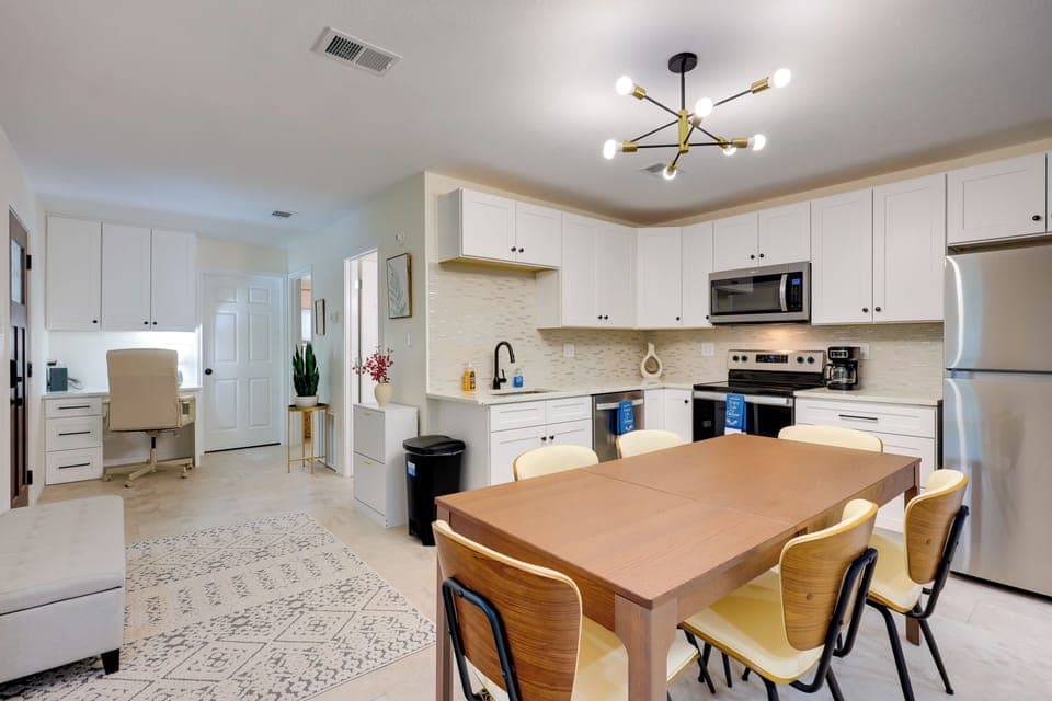 Dining Area | Dishware/Flatware | Central Heating & A/C | Free WiFi