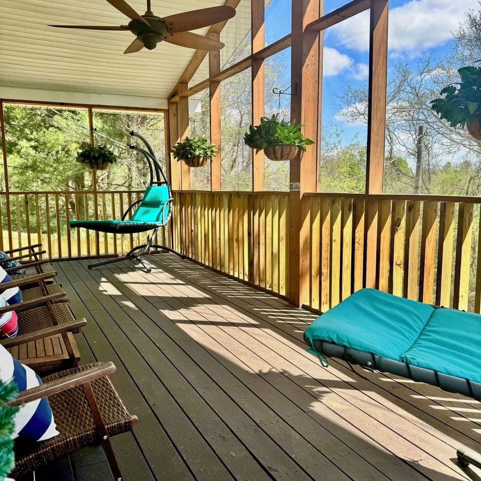 Screened in porch with country views so good, even the squirrels will be jealous
