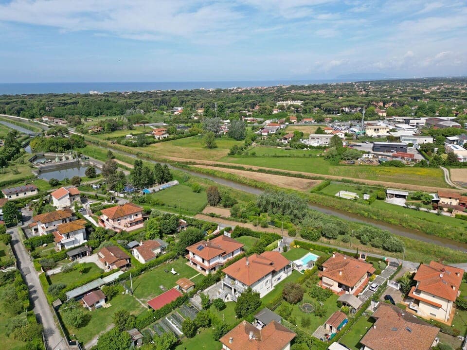 Garden, Outdoor, Pool