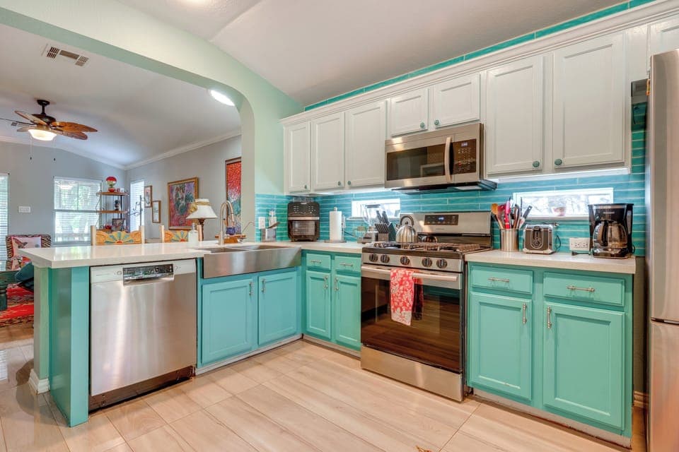 Kitchen | Dishwasher | Drip Coffee Maker