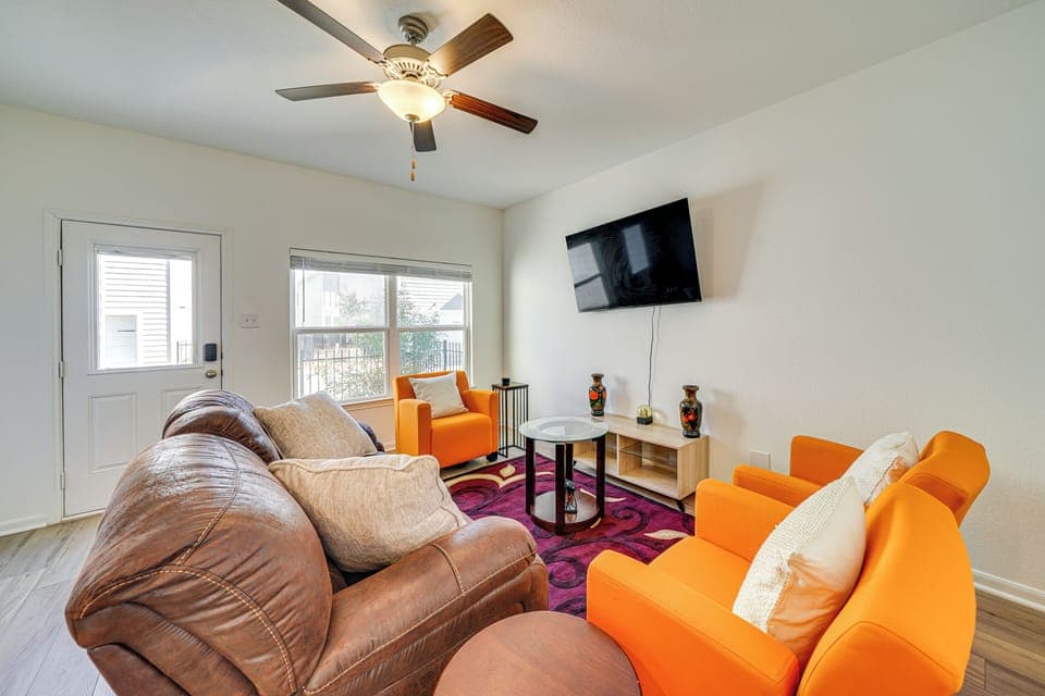 San Antonio Vacation Rental | 3BR | 2.5BA | 1,356 Sq Ft | Stairs Required