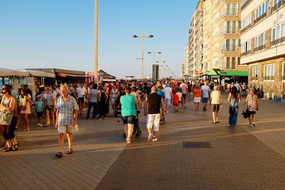 Surroundings [summer] (1-5 km)