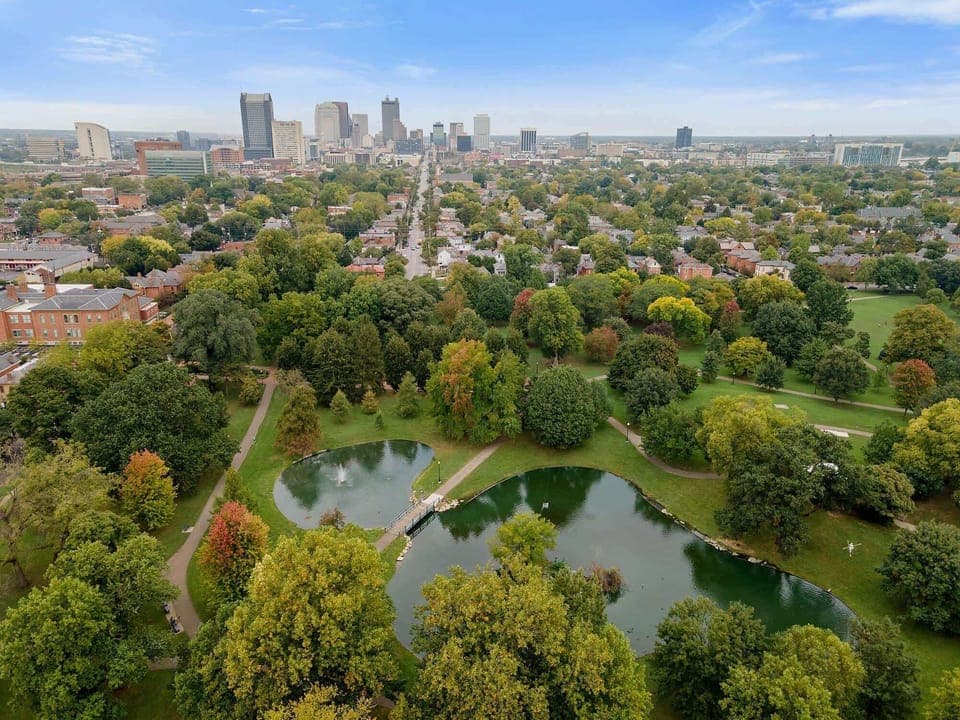 Check out fabulous community attractions & amenities during your stay