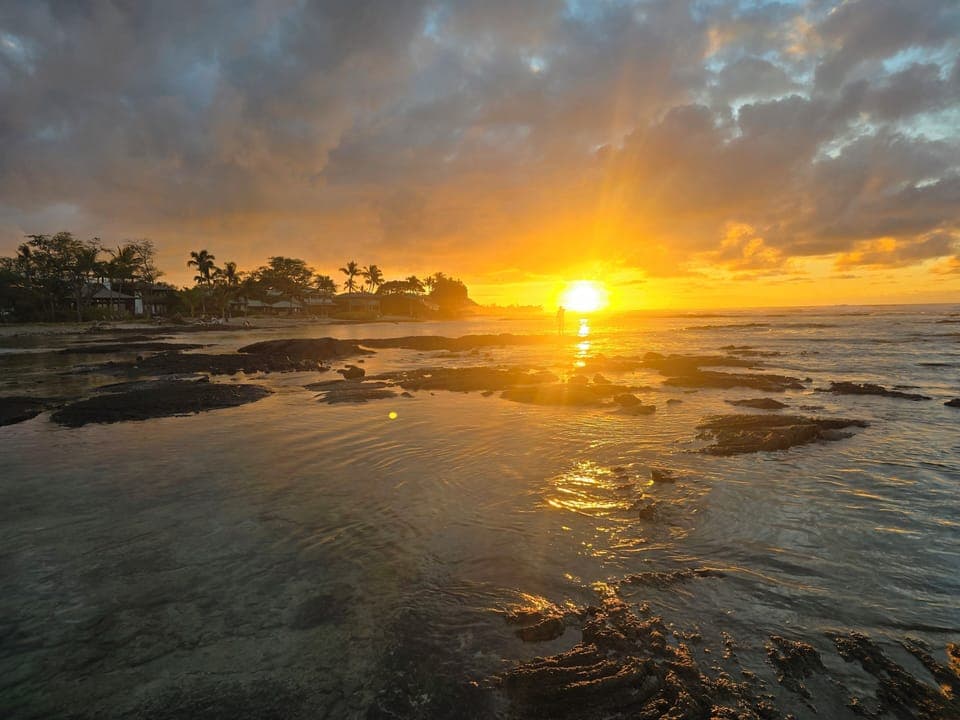 Sunsets in front of the house! (Less than 1 minute walk)