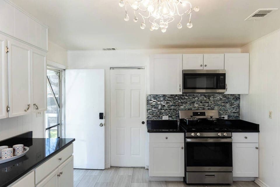 2494575b 138b 4f39 b074 eb42bf4cf7c8