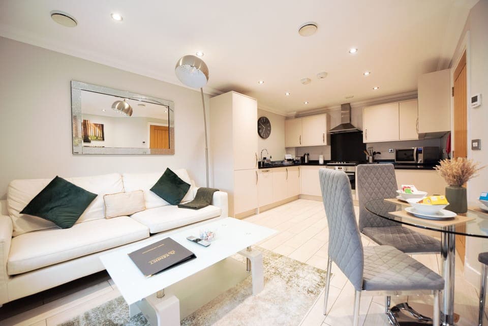 Living/Dining Room/Kitchen