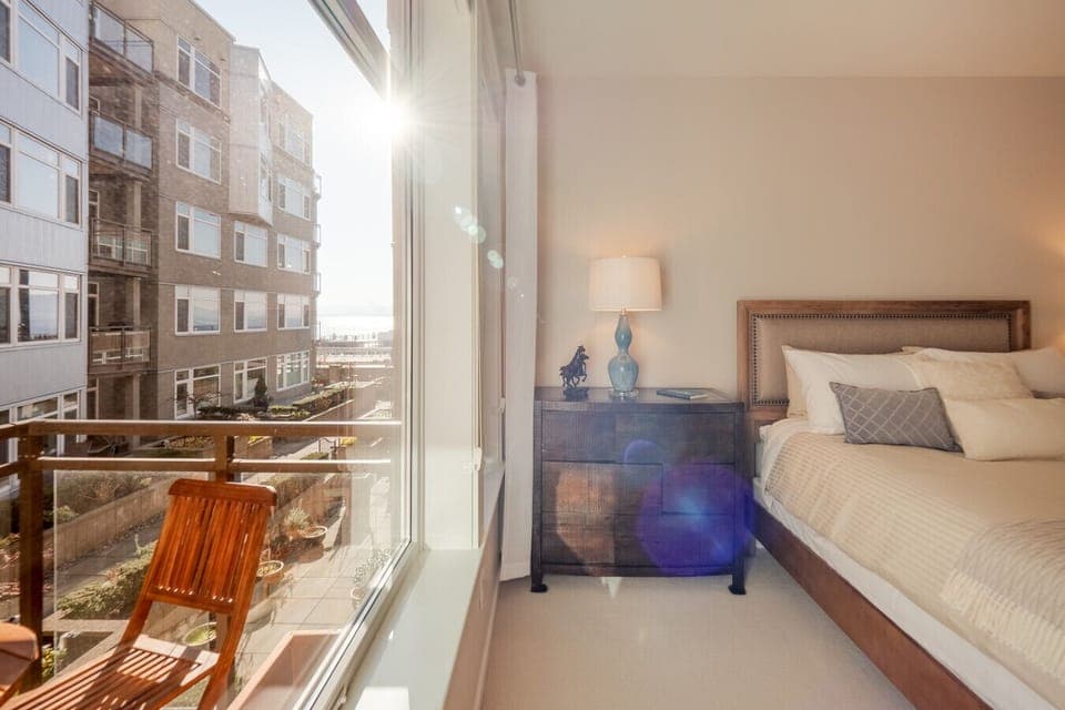Bedroom with Queen bed and Smart TV