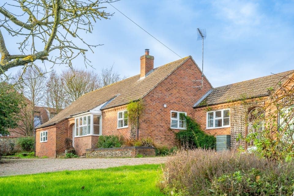 Windy Ridge: Private, quiet and just a minute from the popular village green in Burnham Market