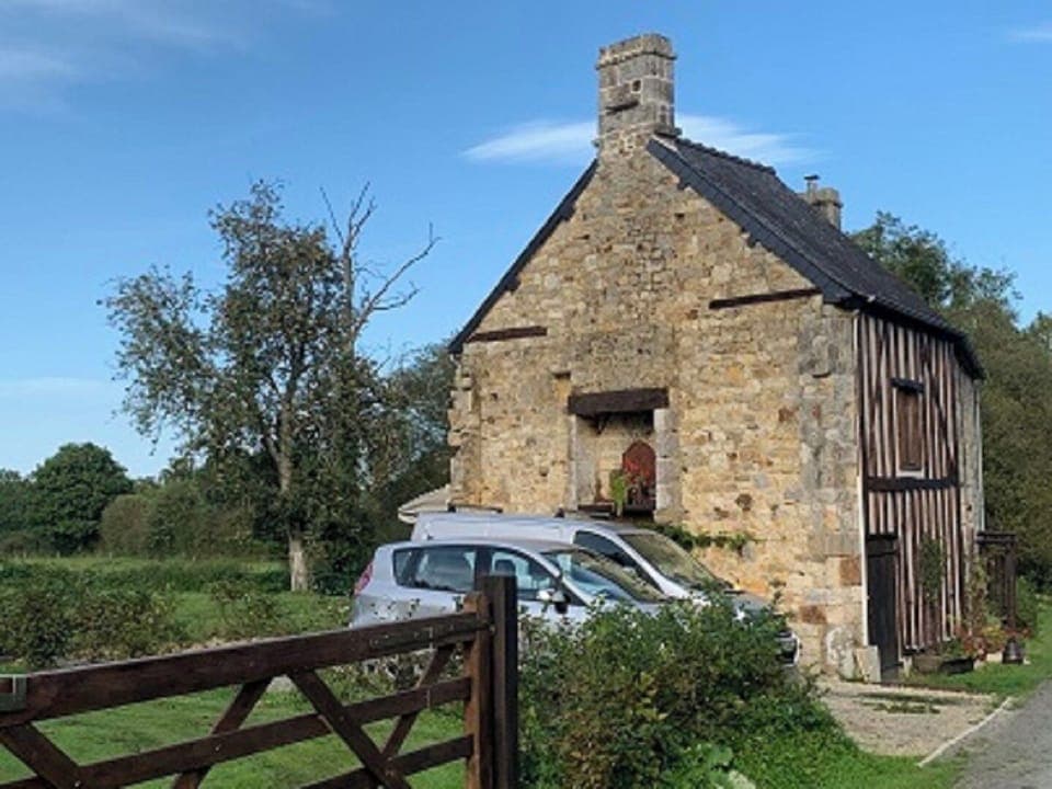 Good sized private car park