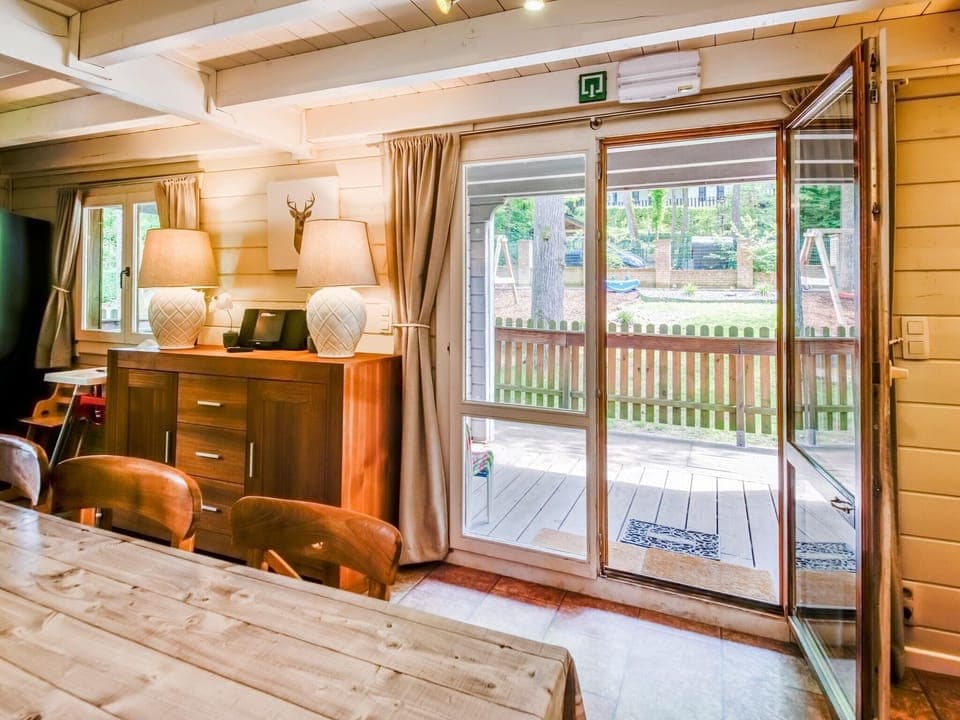 Entrance / Reception