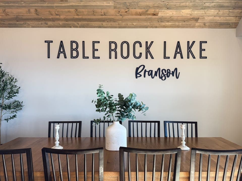 "I’ve been to Branson 4 times and this house was the best place I’ve ever stayed! It’s a great Location , the house is beautiful, very clean and organized well"  – Amy (Texas)