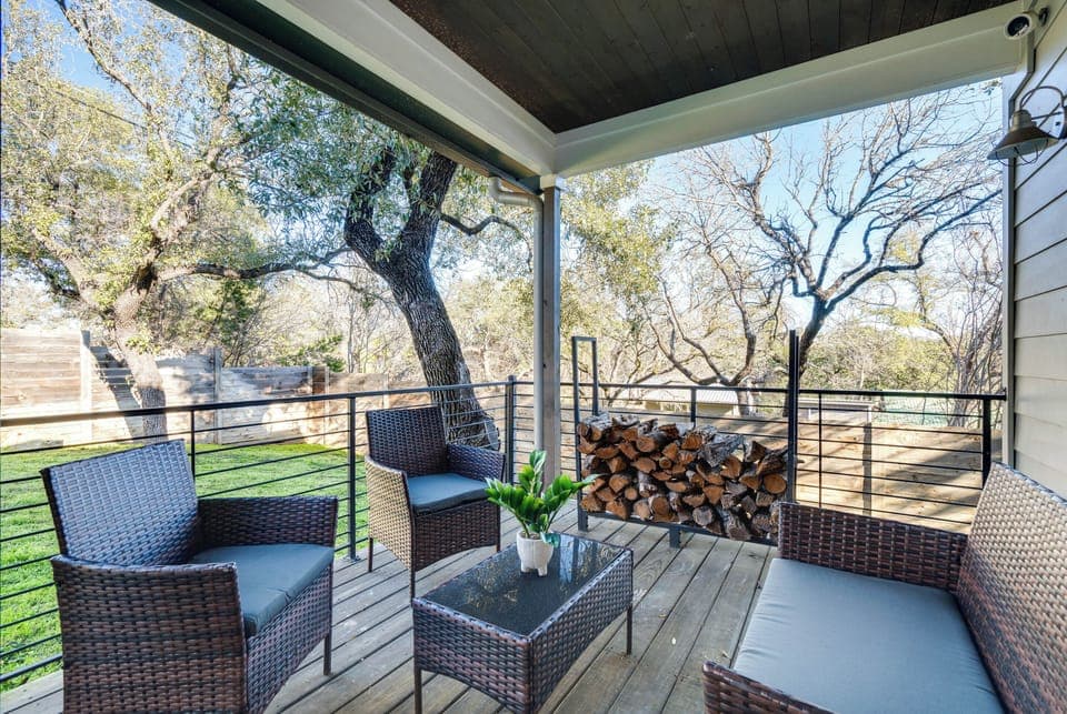 Austin Vacation Rental | 4BR | 2.5BA | 4 Steps to Enter | 2,363 Sq Ft