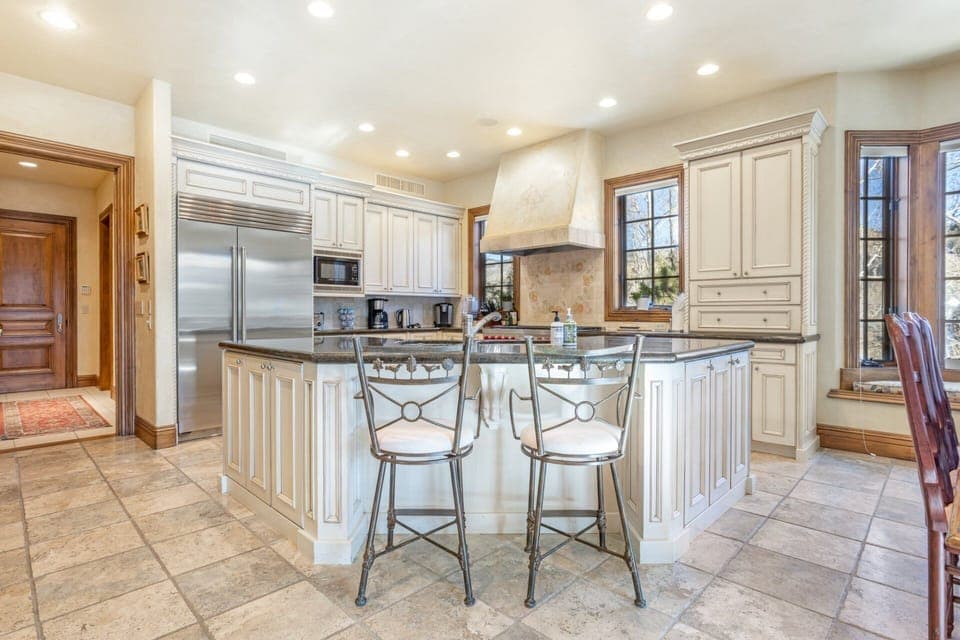 Gourmet Kitchen