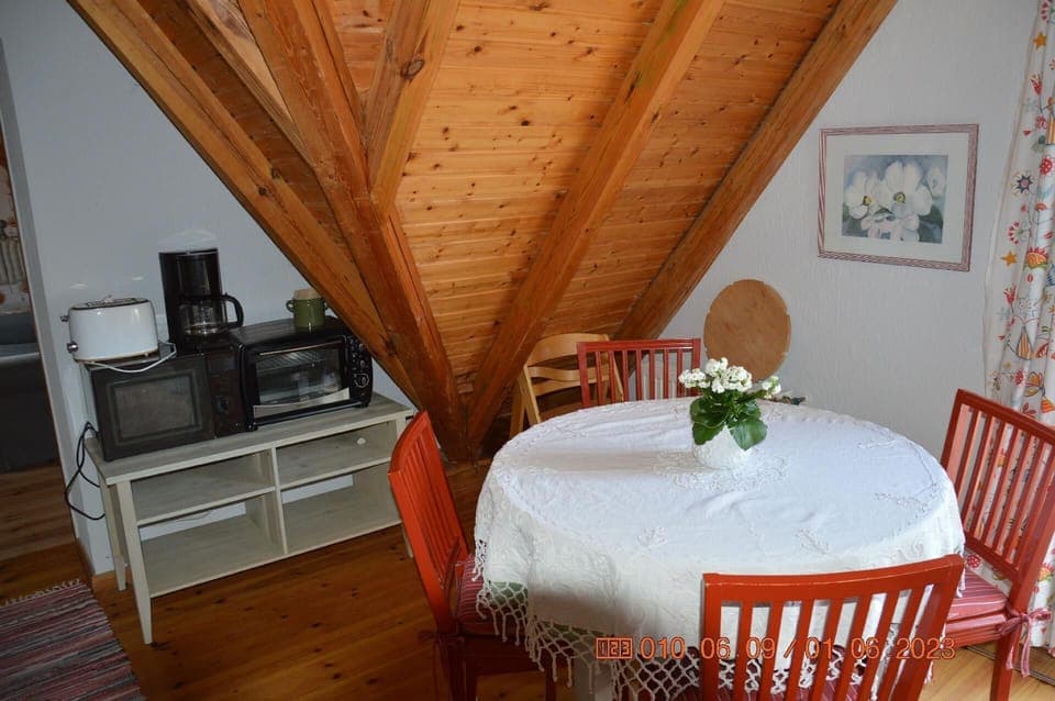 Küchendiele mit Essplatz