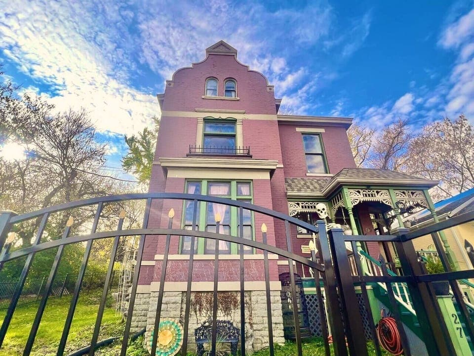 207efdd1 d84c 4269 9236 d24ea52c4c09