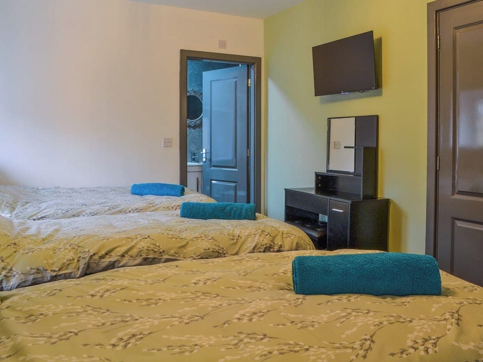 Triple bedroom | The Stables - Seats Hill Leisure Ltd, Great Hatfield, near Hornsea