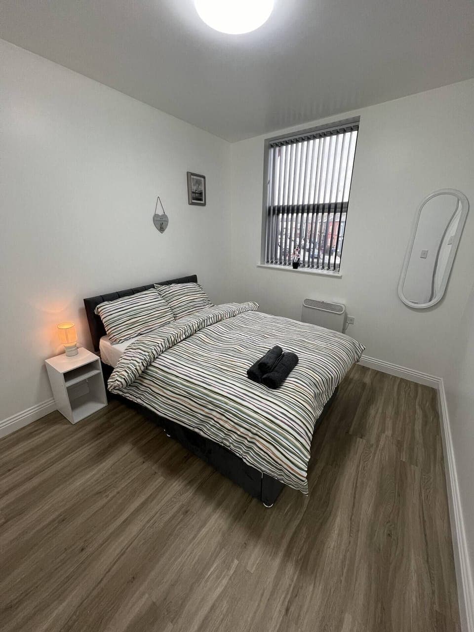 Bedroom 1 Features: 

1 x Double Bed
