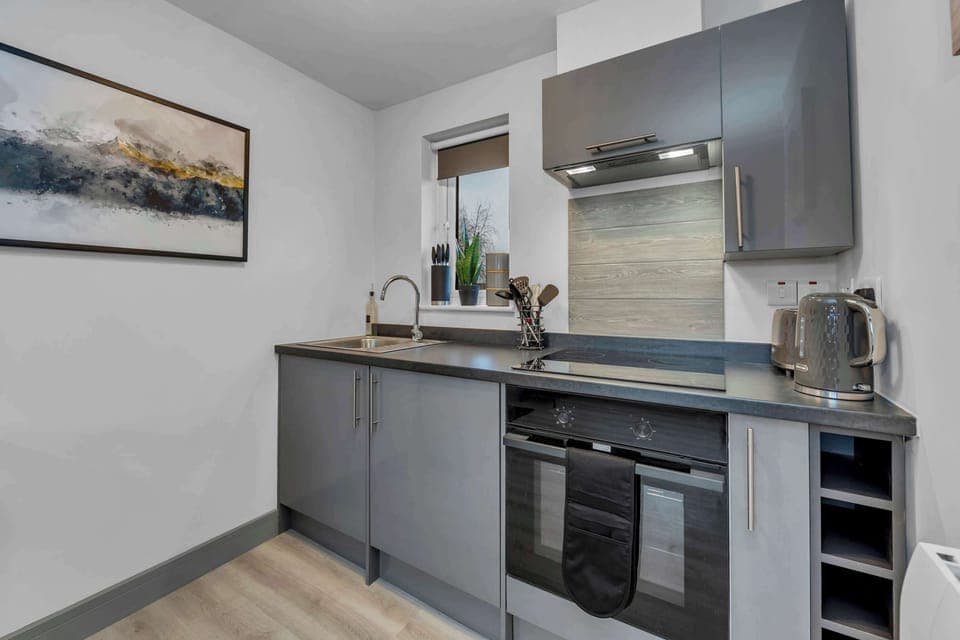 Kitchenette fully equipped for your home cooked meals