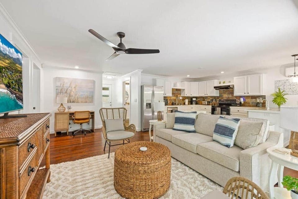 unit 1- living room (sofa bed) 