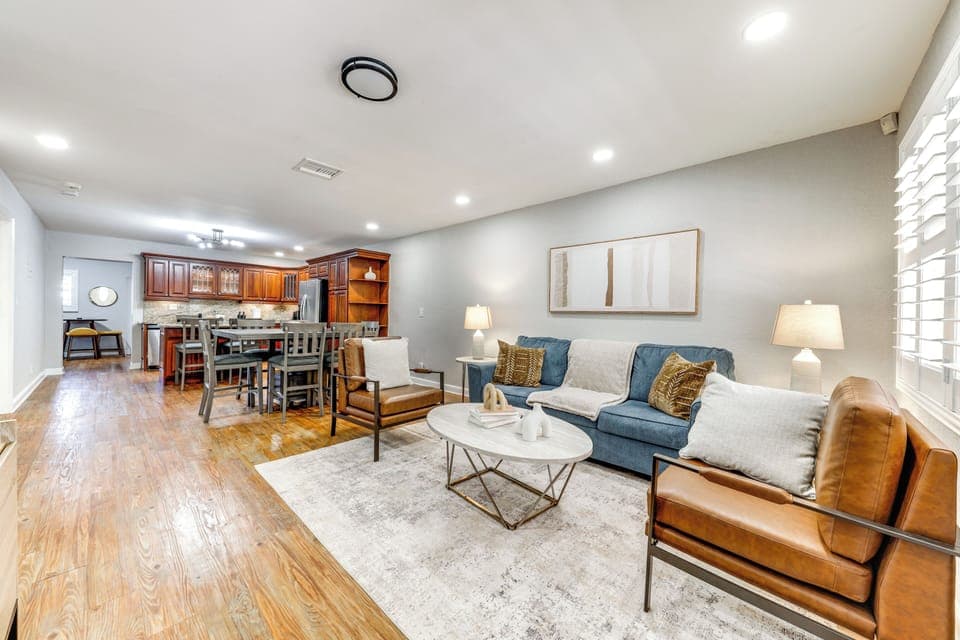 Lighthouse Point Vacation Rental | 2BR | 2BA | 1,336 Sq Ft | Half Step Required