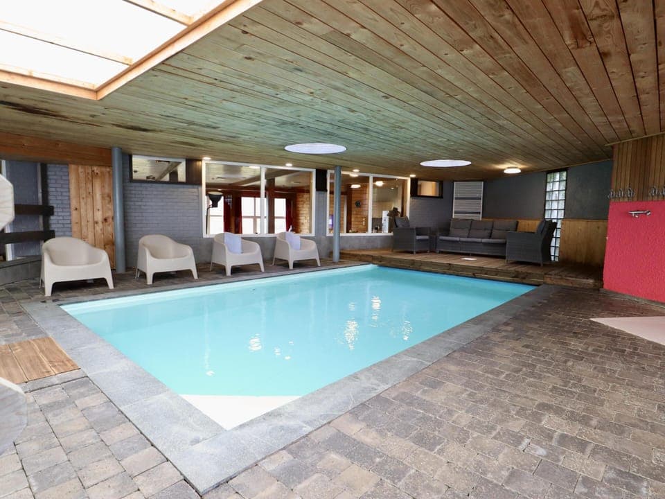 Holiday Home Swimming Pool