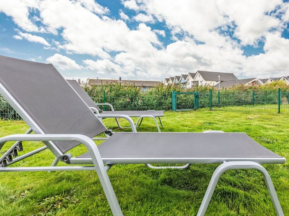 Resort, Apartment, Sea, Beach, Vacation, Coast, Hotel, Condominium, Resort Town, Seaside Resort